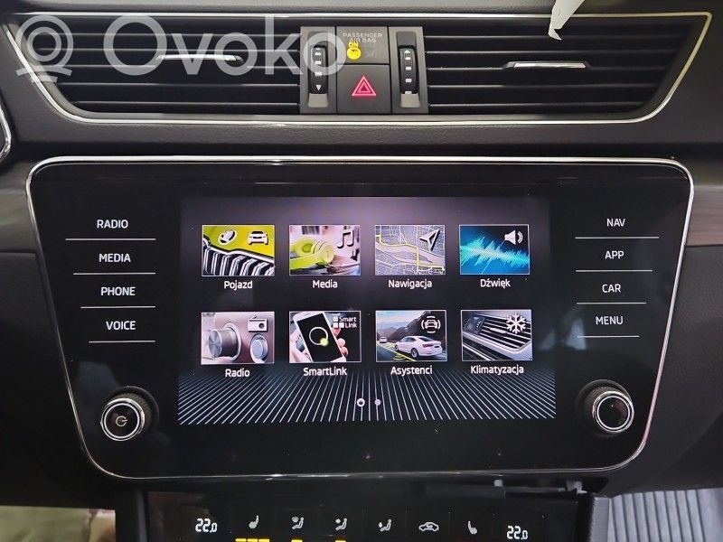 Panel / Radioodtwarzacz CD/DVD/GPS   3V0919605D,IMPRK1548957