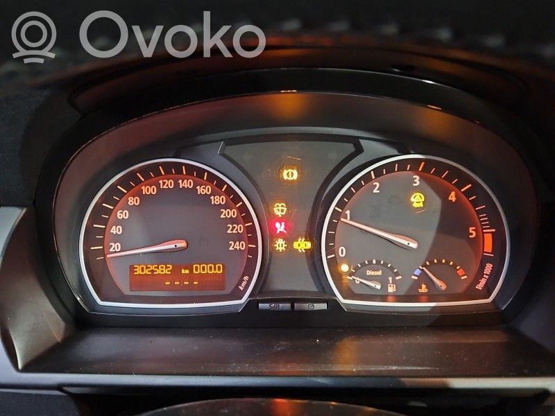 BMW X3 E83 Geschwindigkeitsmesser Cockpit 