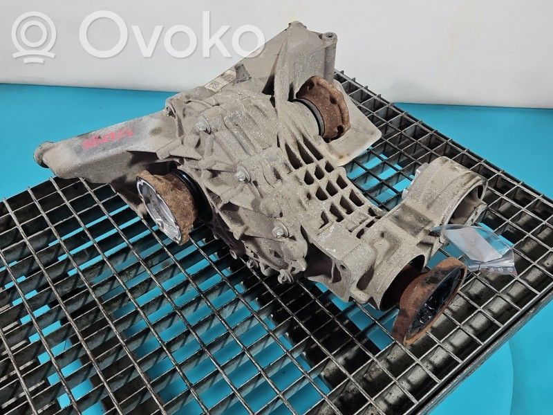Audi A4 S4 B9 8W Galinis reduktorius 