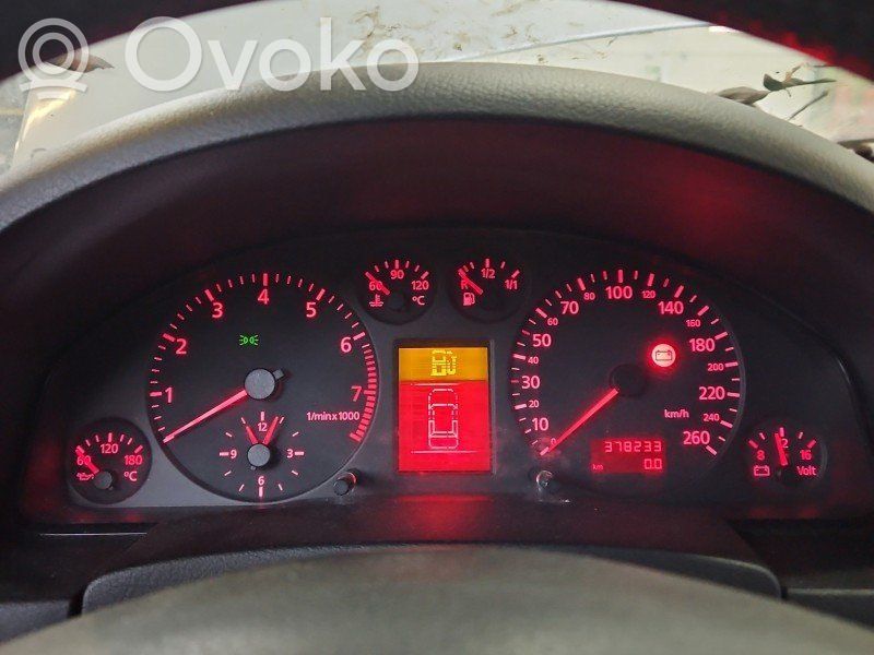 Audi A6 S6 C5 4B Vitezometru (grup de instrumente) 