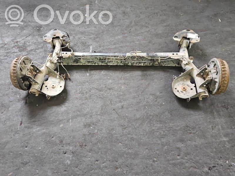 Dacia Dokker Eje trasero 