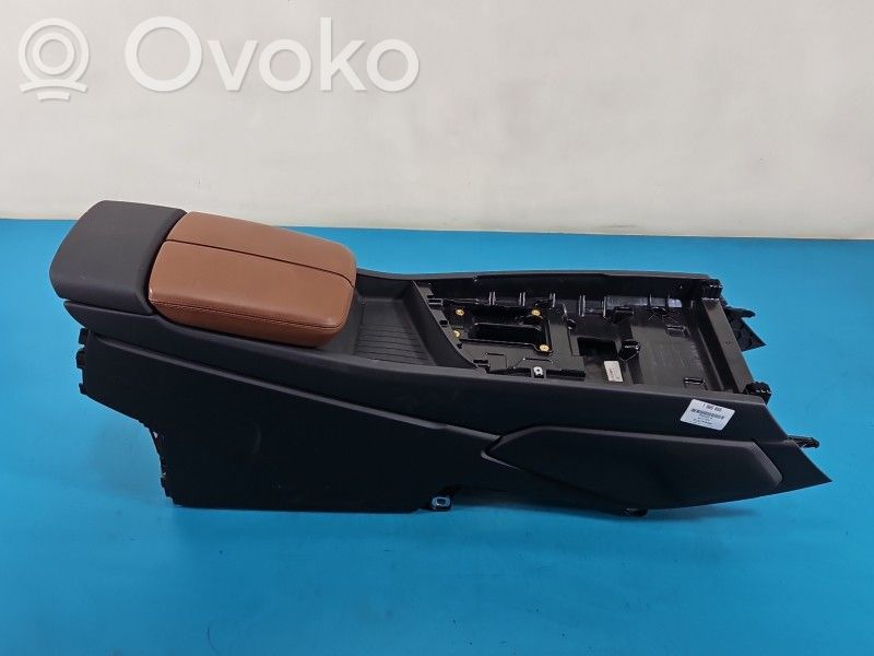 Audi Q7 4M Armrest 