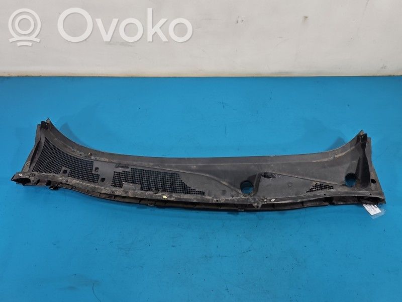 Nissan Juke I F15 Rivestimento del tergicristallo 