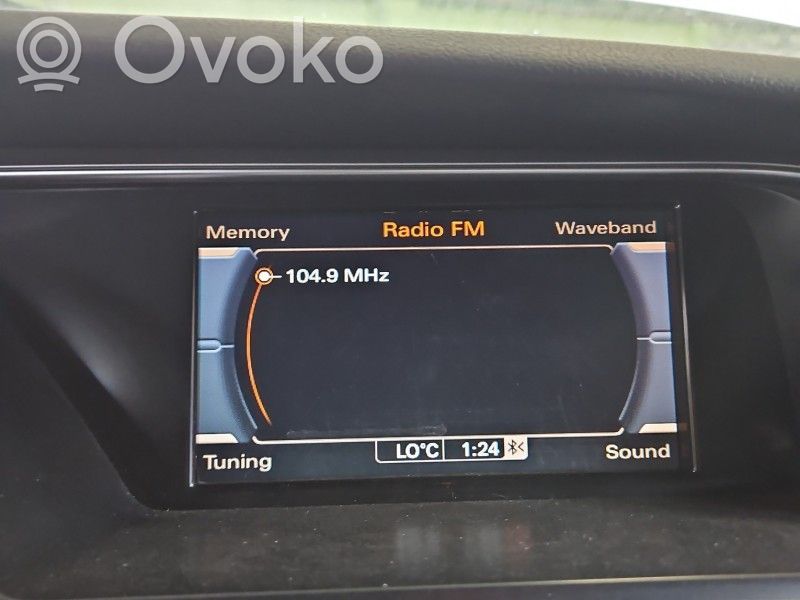 Audi A5 8T 8F Ecran/afișaj/ecran mic 