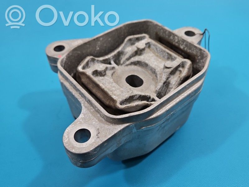 BMW iX1 Engine mount vacuum valve 