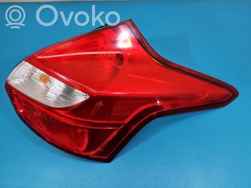 Ford Focus Lampă spate în caroserie 