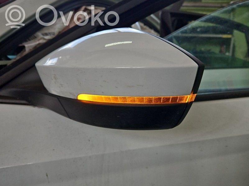 Skoda Octavia Mk4 Oglindă electrică ușă față 