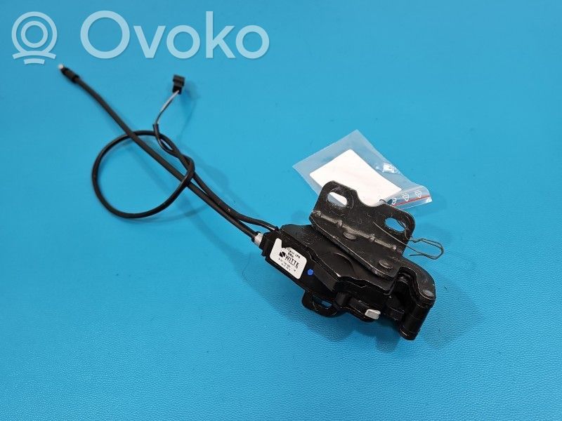 BMW i3 Takaoven lukko 