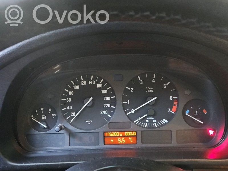 BMW 5 E39 Speedometer (instrument cluster) 