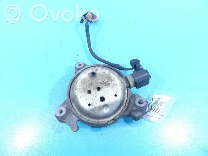 Audi A8 S8 D4 4H Gearbox mounting bracket 