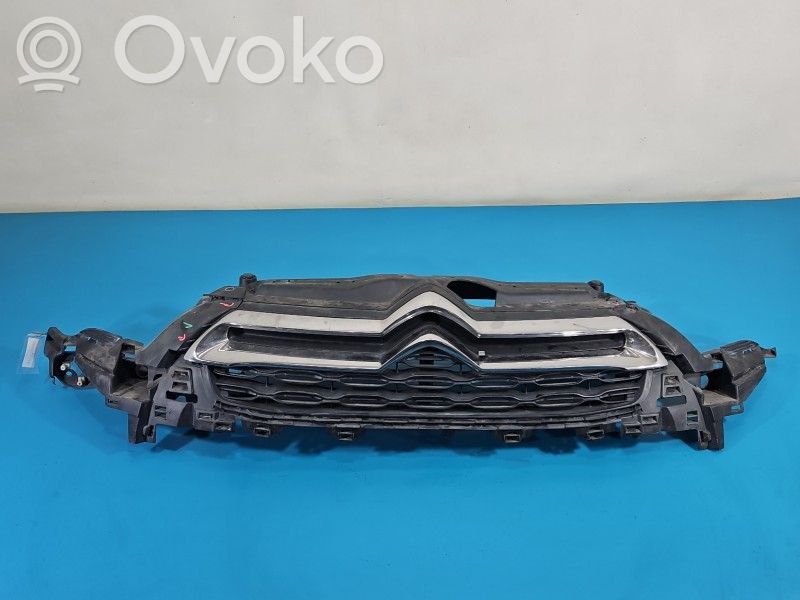 Citroen DS4 Etupuskurin ylempi jäähdytinsäleikkö 