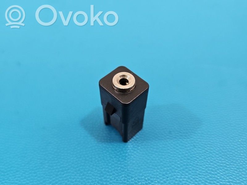 Volvo V70 Priză USB 