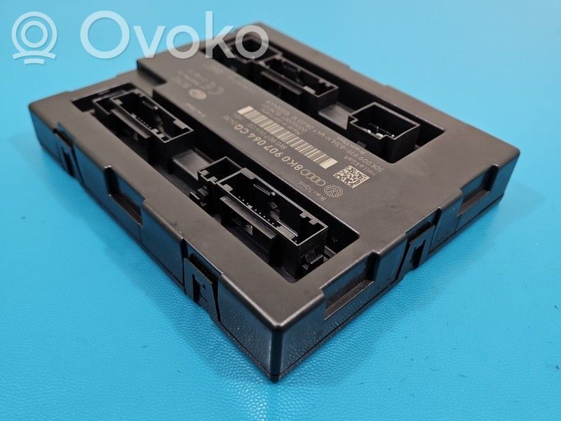 Audi A5 8T 8F Modul de control caroserie central 
