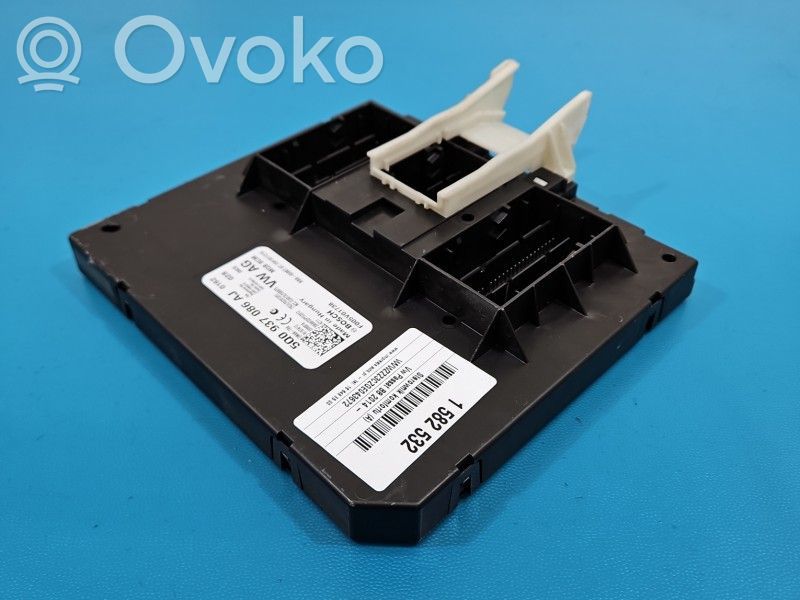 Volkswagen PASSAT B8 Module de contrôle carrosserie centrale 