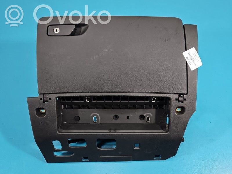Daiktadėžė   8V0880842A,IMPRK1587598