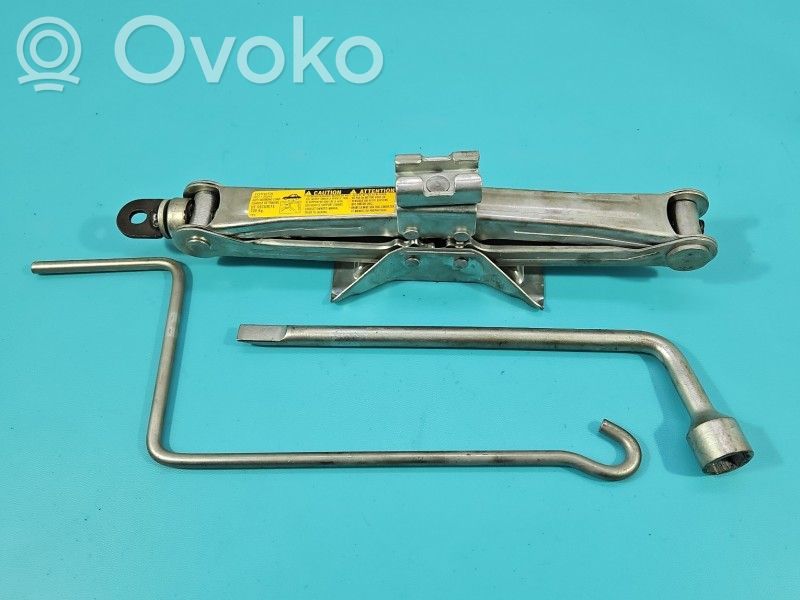 Opel Insignia A Tunkki 