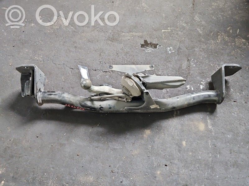 BMW iX1 Hak holowniczy / Komplet 