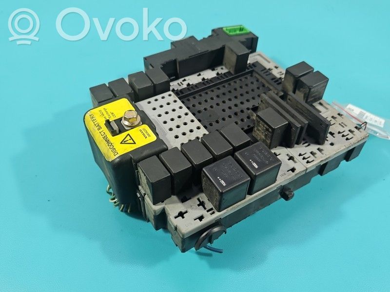 Volvo XC90 Juego de caja de fusibles 