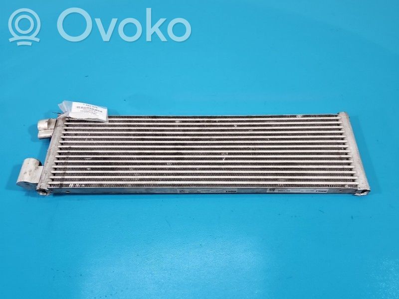 Alfa Romeo Stelvio Radiator ulei motor 