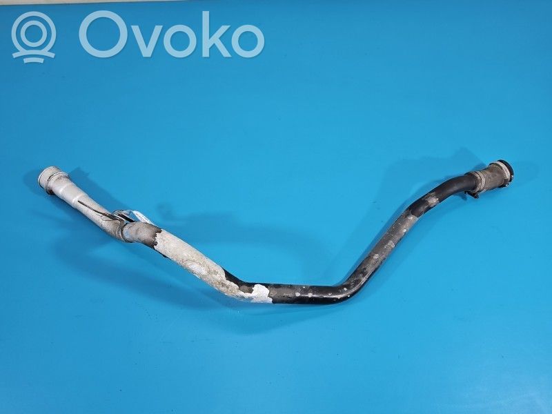 Volvo V70 Conductă umplere rezervor combustibil 