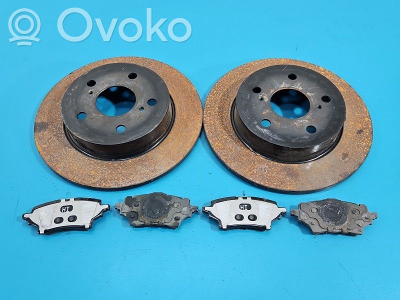 Toyota Corolla E210 E21 Set discuri frână și etriere 