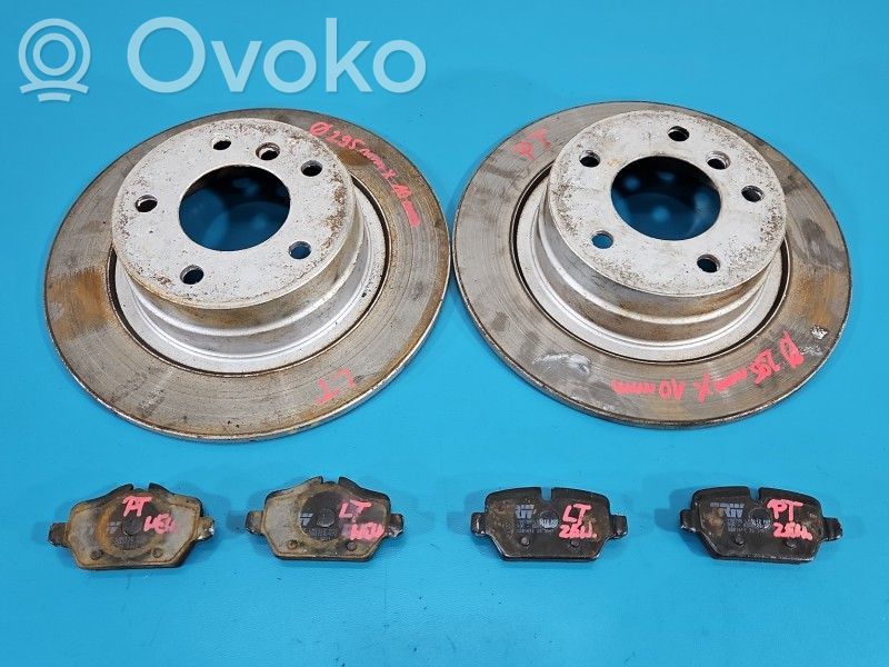 BMW 1 E81 E87 Set dischi freno e pinze 
