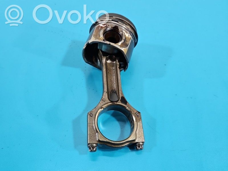 BMW 7 F01 F02 F03 F04 Pistone