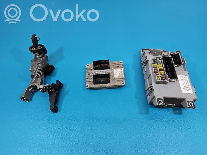 Fiat Grande Punto Unidad de control/módulo ECU del motor