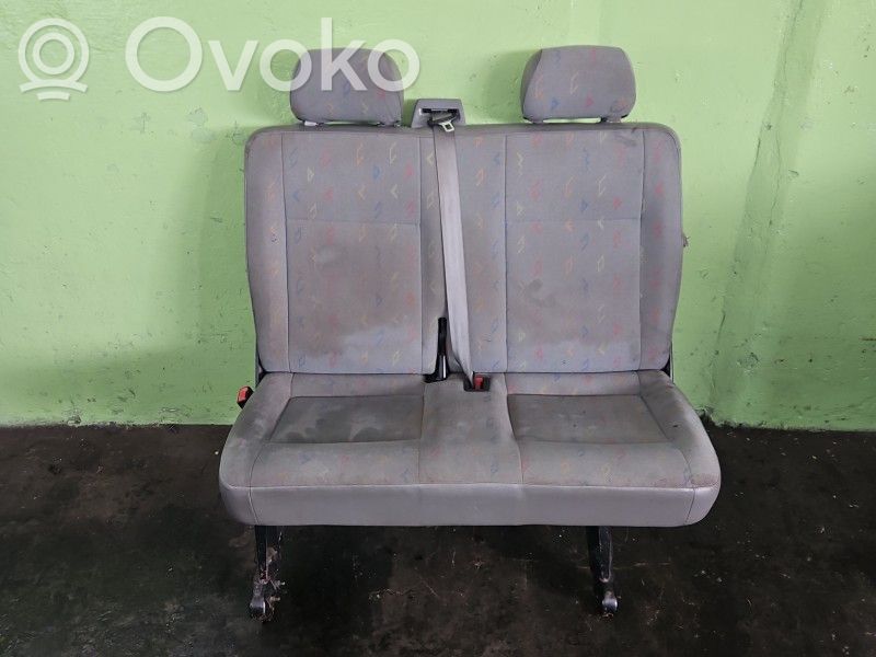 Volkswagen Transporter - Caravelle T5 Al doilea rând de scaune