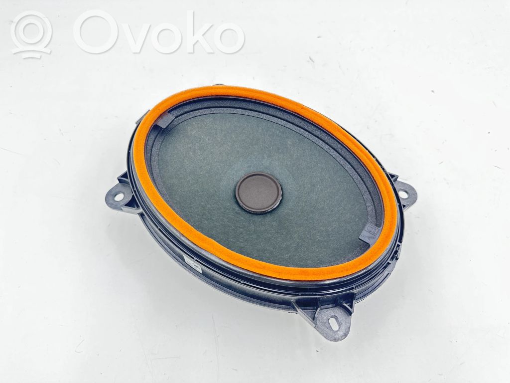 Subaru Outback (BT) Altavoz de la puerta delantera 