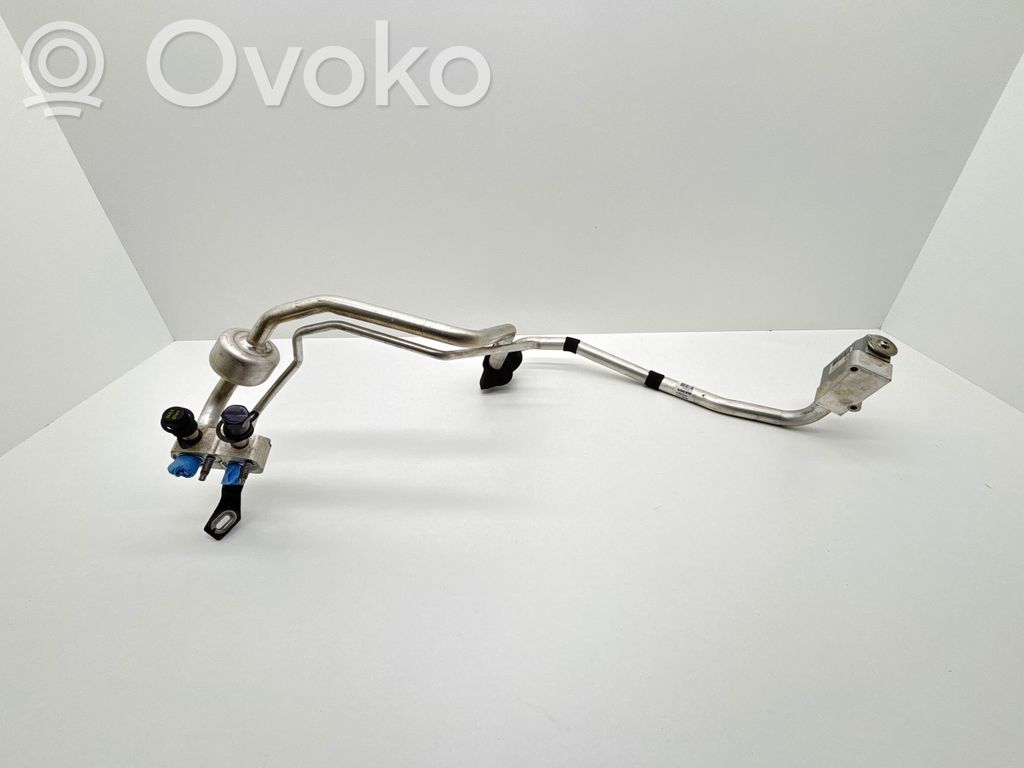 Volvo XC60 Oro kondicionieriaus vamzdelis (-ai)/ žarna (-os) 