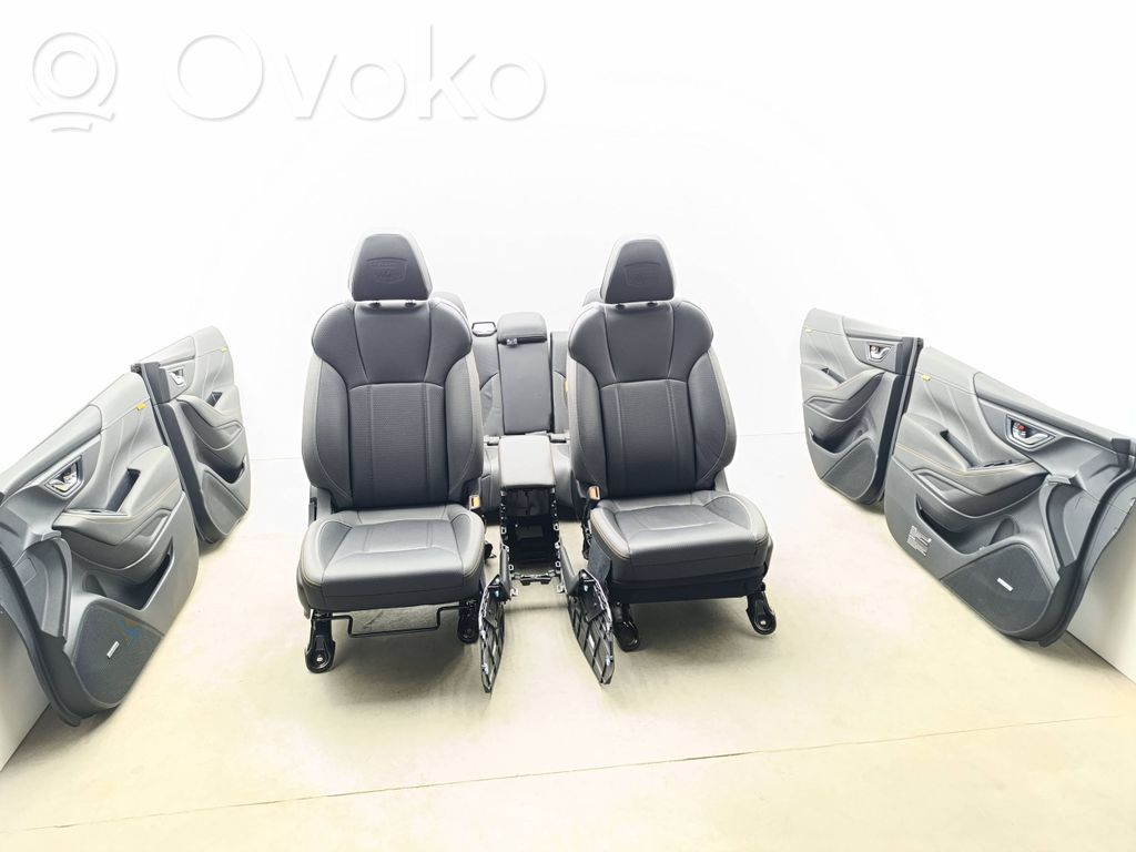 Interior set