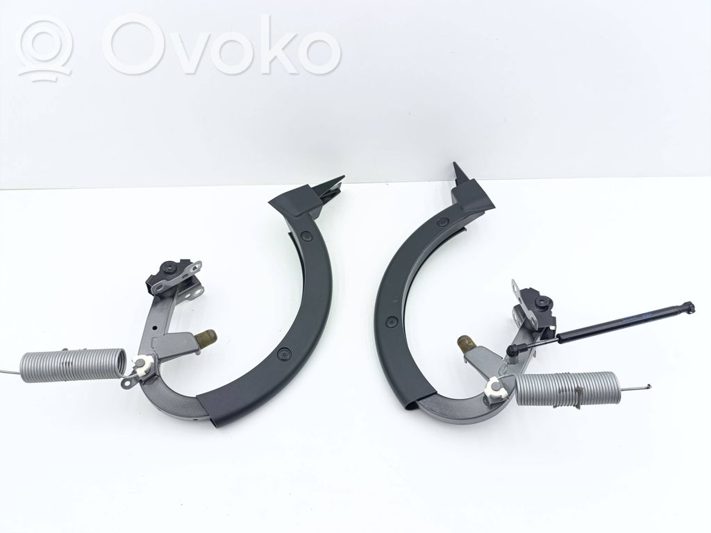 Audi A5 Tailgate/trunk/boot hinge 