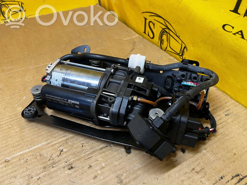 Audi A8 S8 D5 Compresor/bomba de la suspensión neumática 
