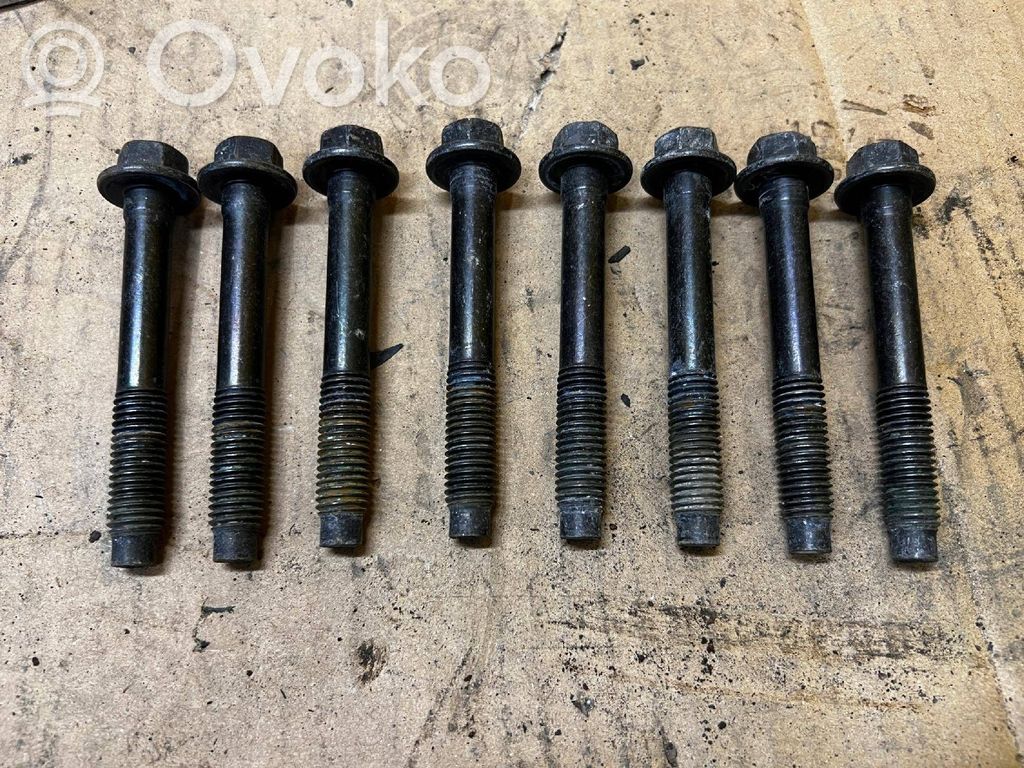 Nuts/bolts
