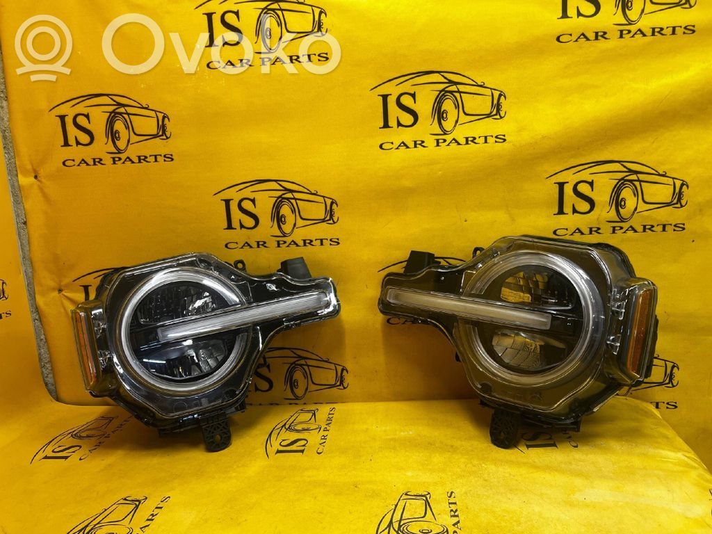 Ford Bronco Headlights/headlamps set 