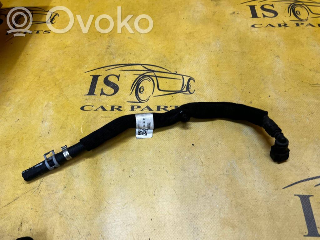 Ford Explorer VI Engine coolant pipe/hose 
