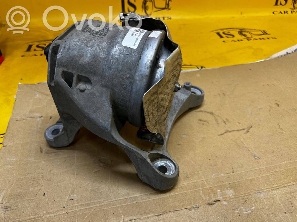 Engine mount vacuum valve   L1M36C010DJ
