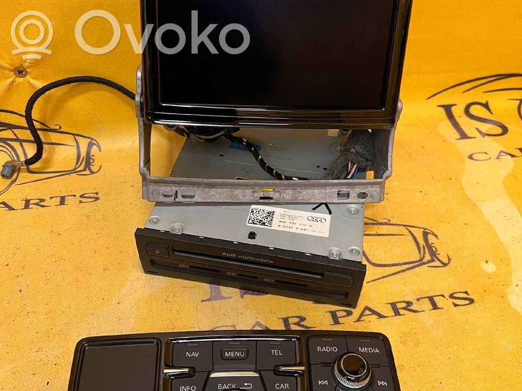 Audi A8 S8 D4 4H Radio/GPS head unit trim 