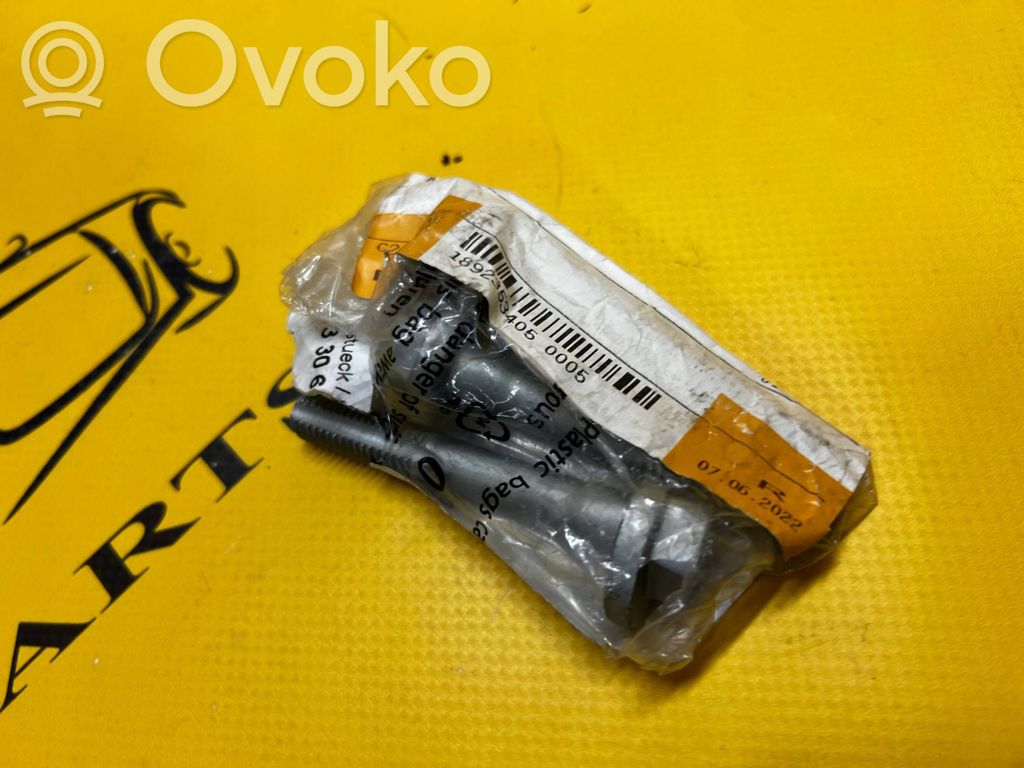 Śruba zbieżności zawieszenia osi tylnej   33306760591,6760591