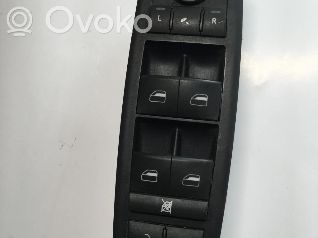 Electric window control switch   04602534AD,03126025