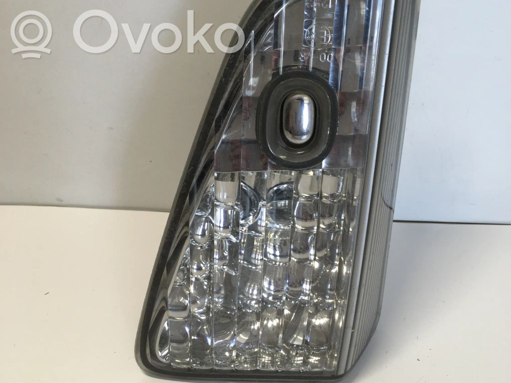 Nissan Murano Z50 Tailgate rear/tail lights 