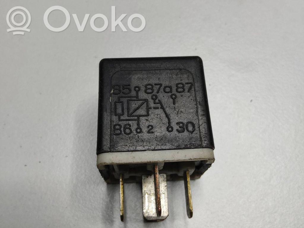 Land Rover Freelander 2 - LR2 Other relay 