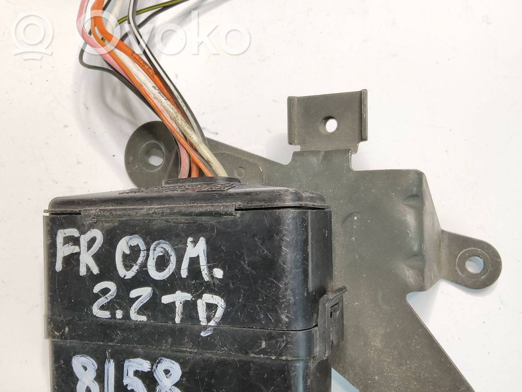 Opel Frontera B Fuse module 
