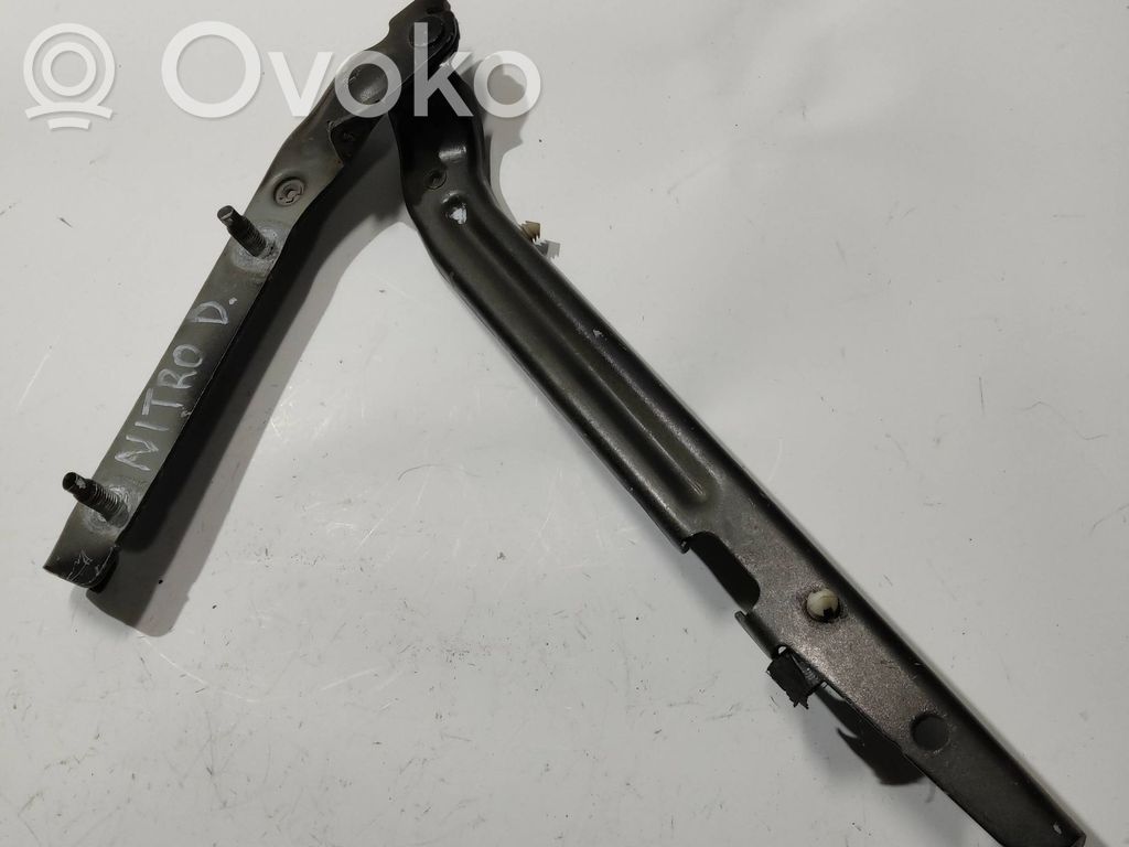 Dodge Nitro Engine bonnet/hood hinges 