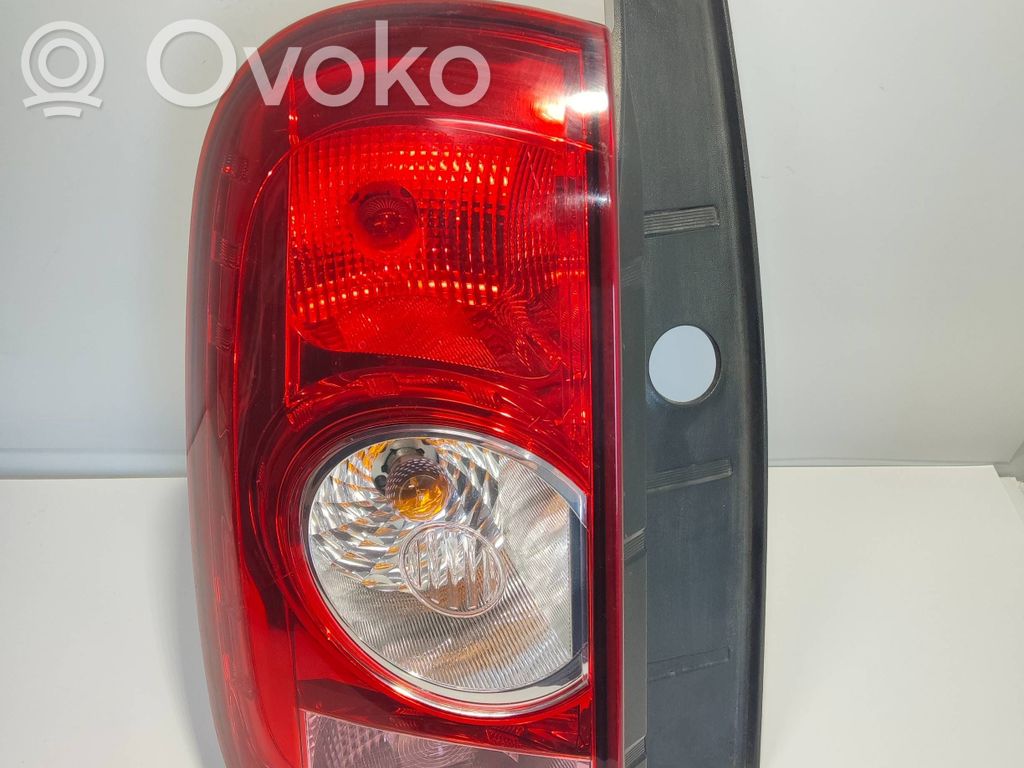 Dacia Duster Rear/tail lights 