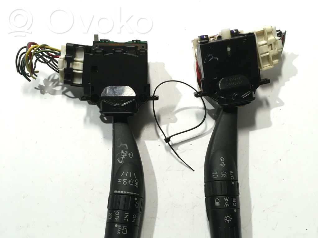 Subaru B9 Tribeca Wiper turn signal indicator stalk/switch 