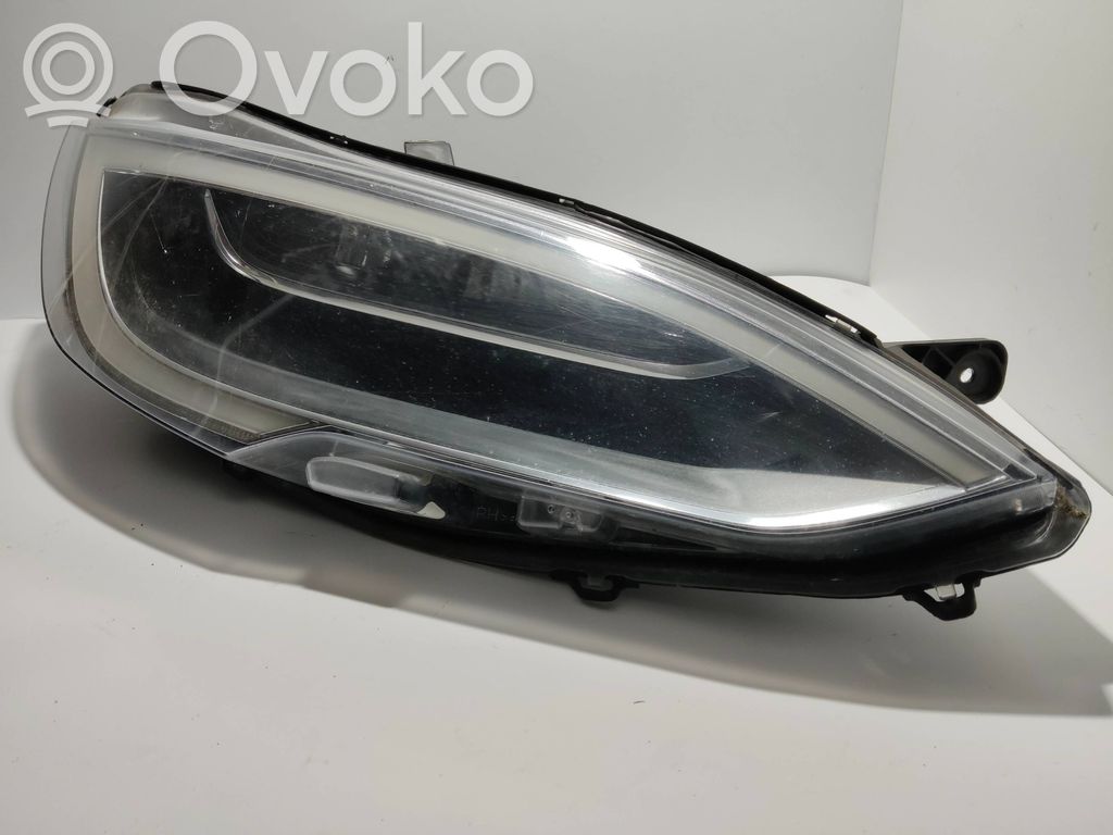 Tesla Model S Headlight/headlamp 
