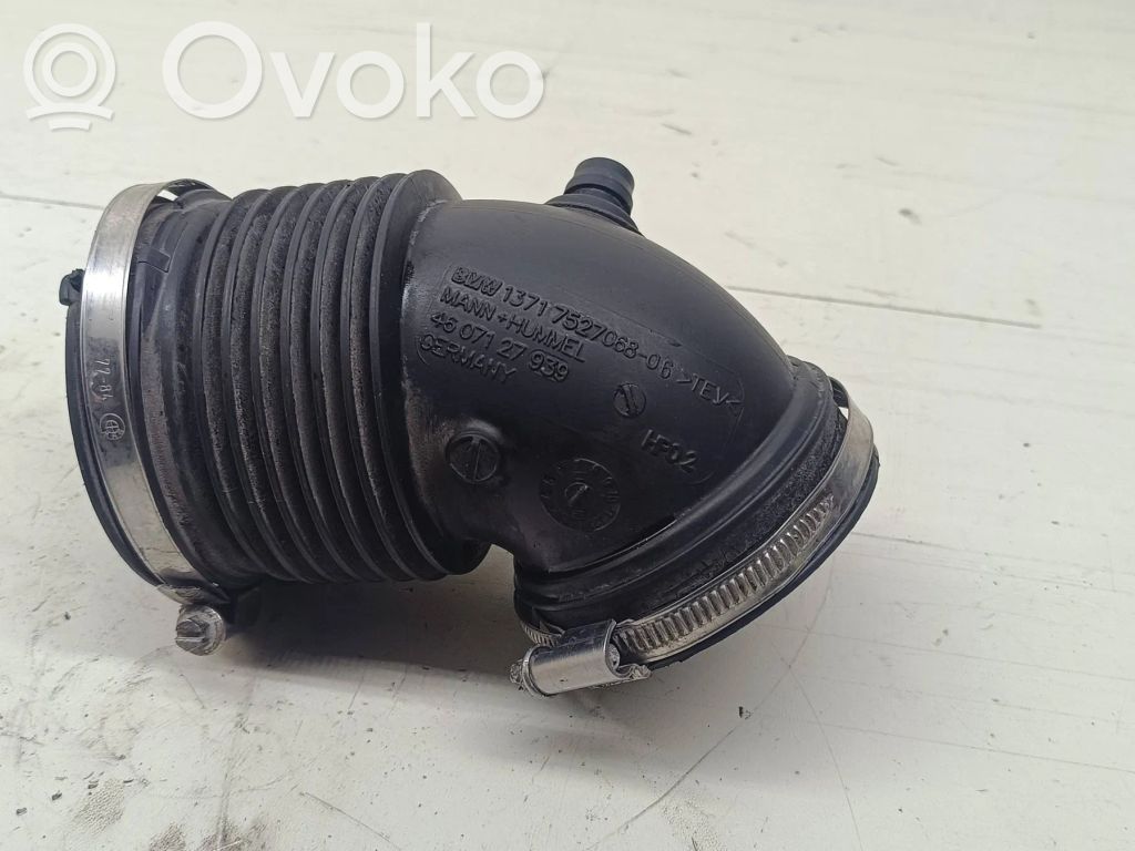 BMW 3 E90 E91 Air intake hose/pipe 