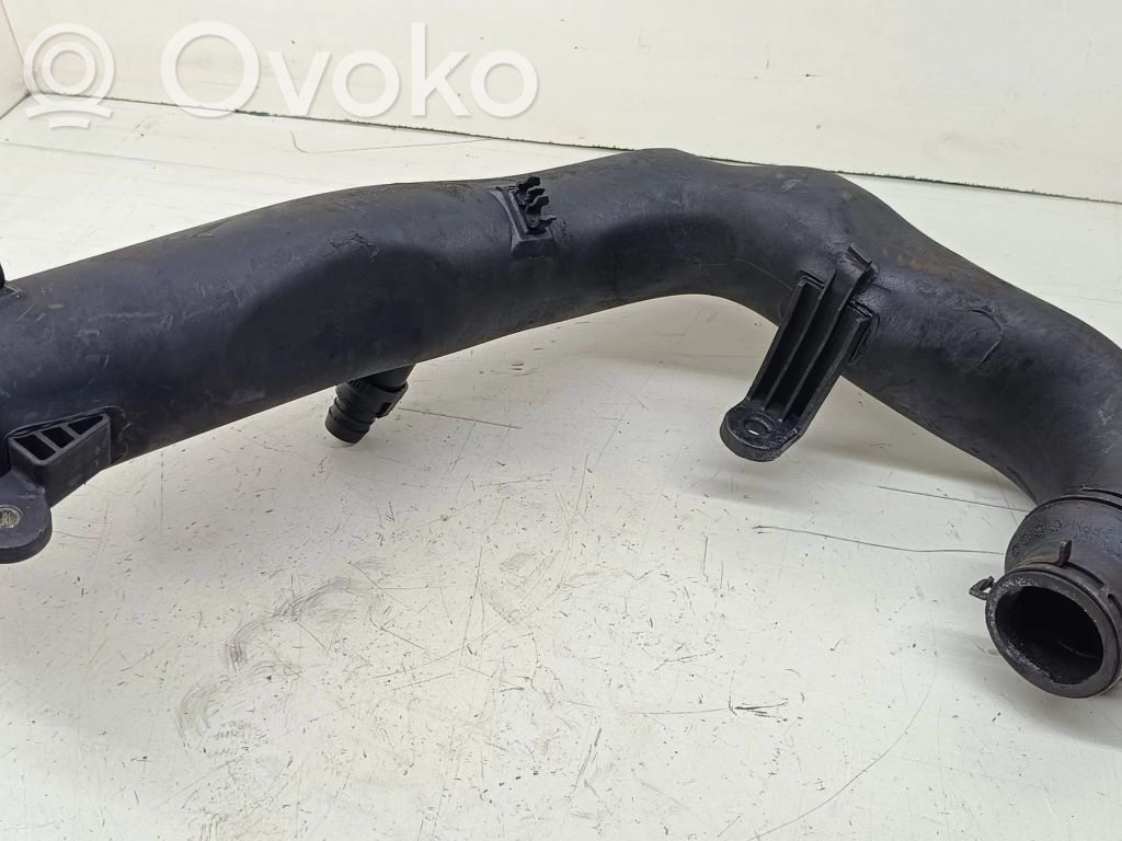 Volkswagen Touran I Intercooler hose/pipe 